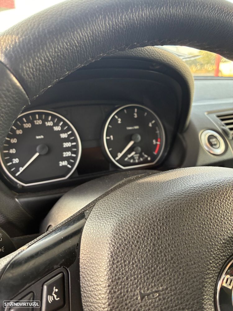 BMW 118 d - 11
