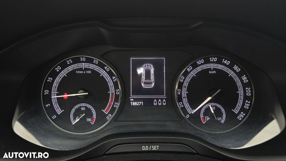 Skoda Karoq 1.6 TDI DSG Ambition - 16