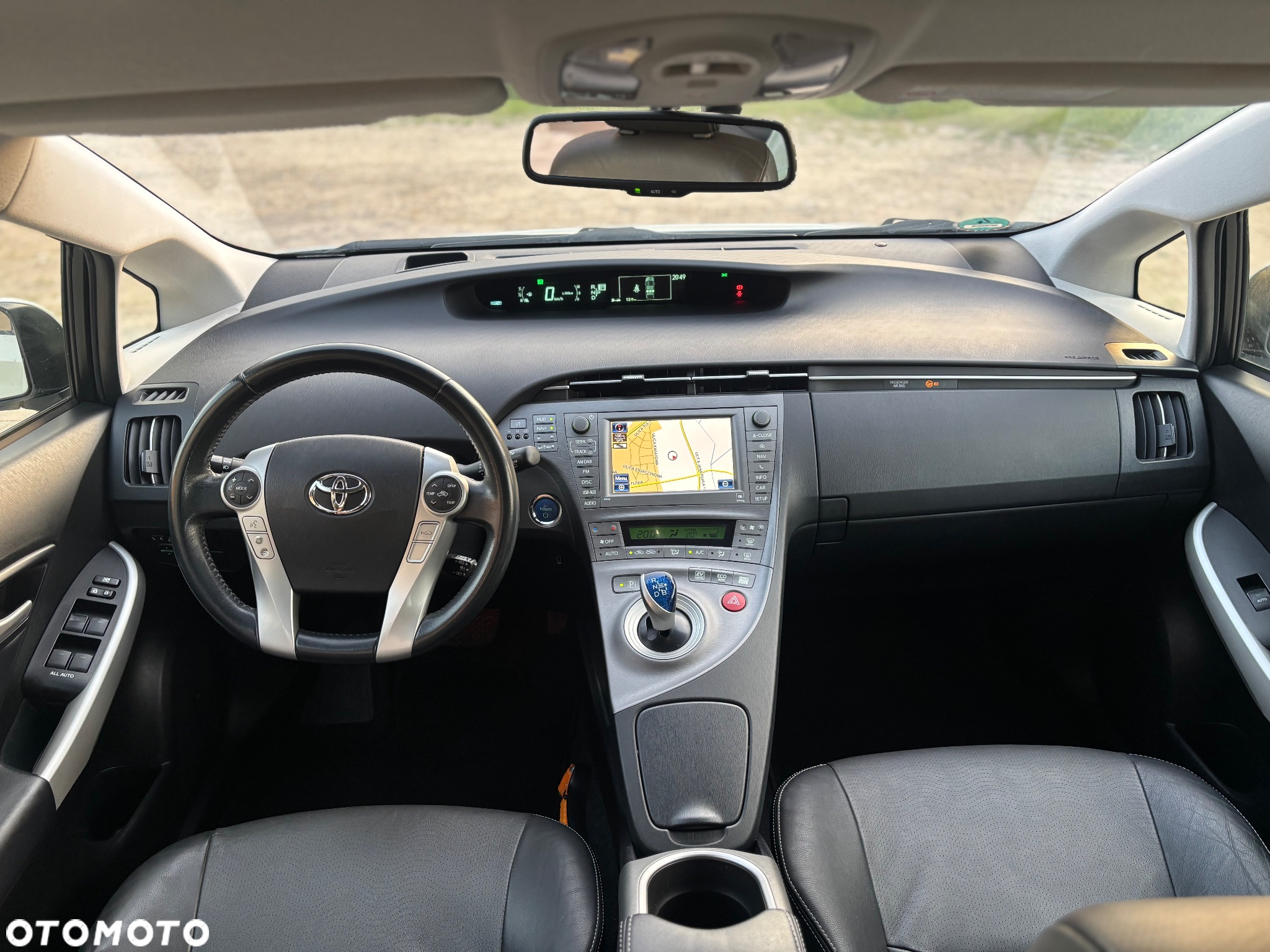 Toyota Prius 1.8 HSD Prestige - 38