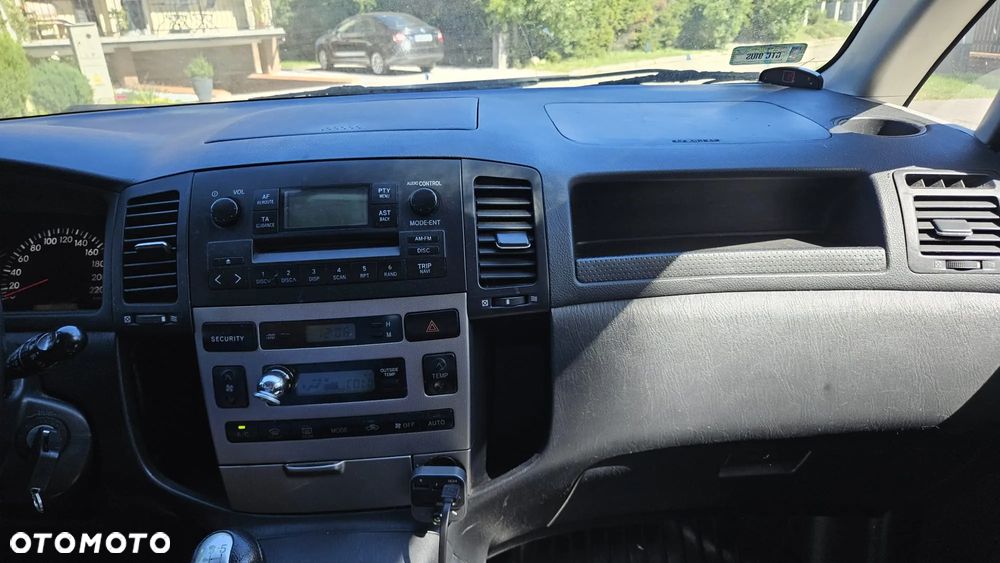 Toyota Corolla Verso 2.0 D-4D Sol - 11