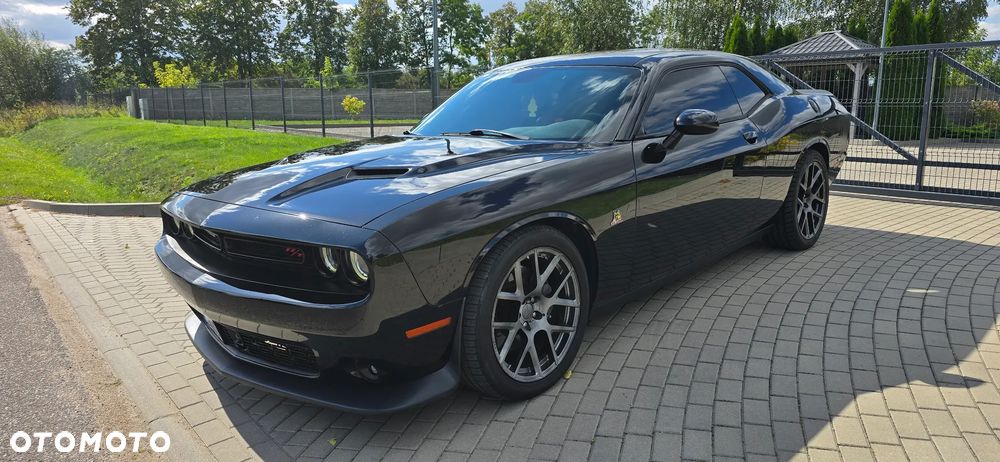 Dodge Challenger - 37