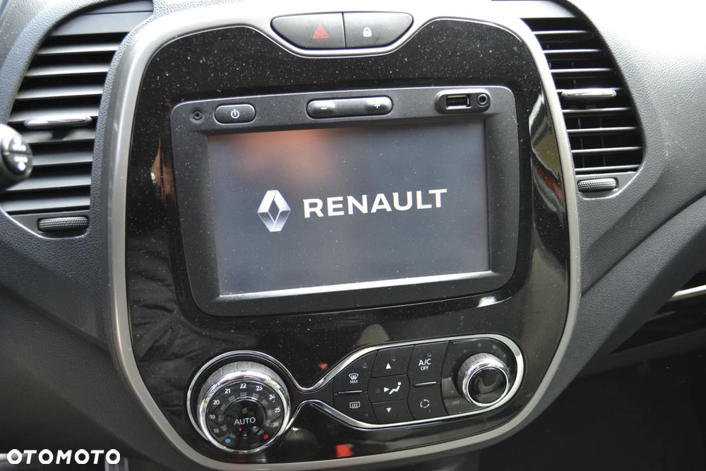 Renault Captur (ENERGY) TCe 90 BOSE EDITION - 26