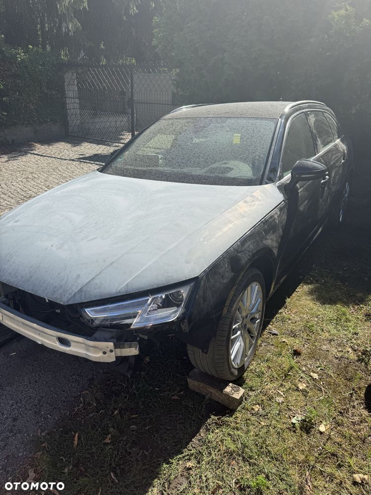 Audi A4 Avant - 1