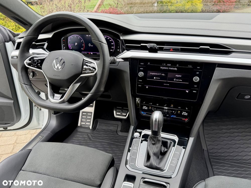 Volkswagen Arteon 2.0 TSI R-Line DSG - 25