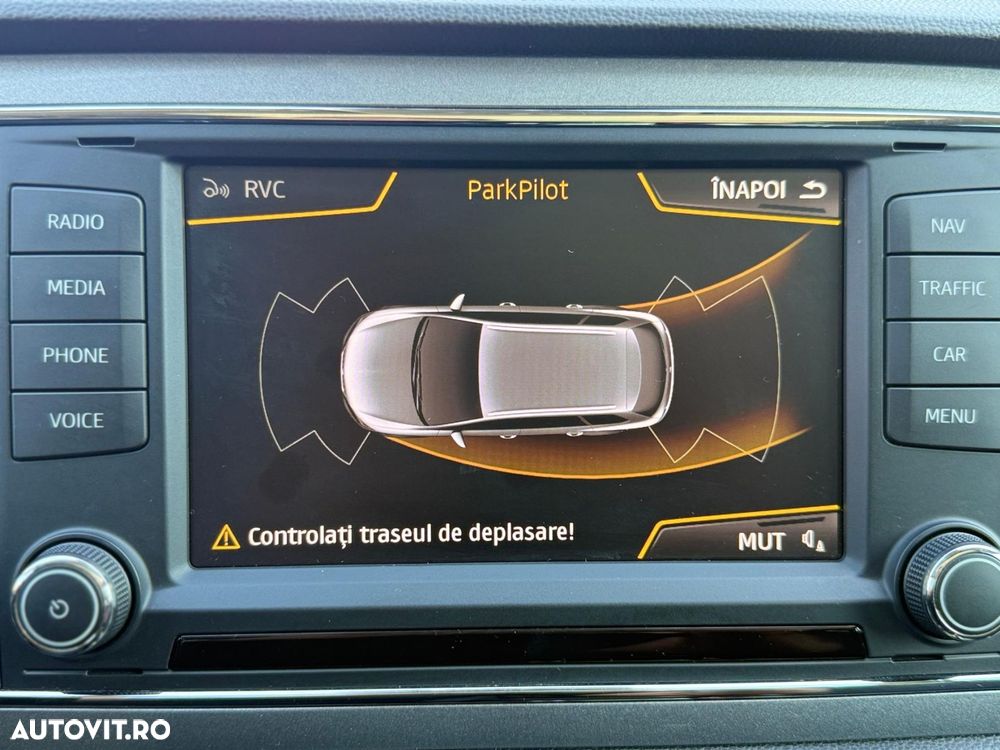 Seat Leon 2.0 TDI DSG FR - 23
