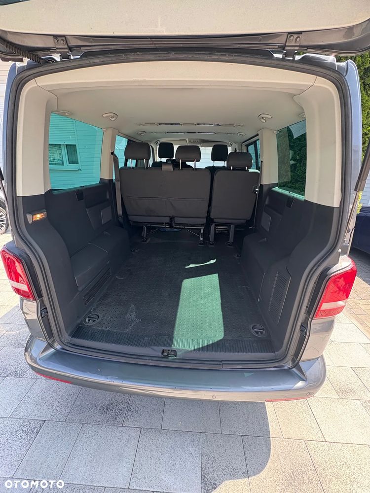 Volkswagen Transporter - 12