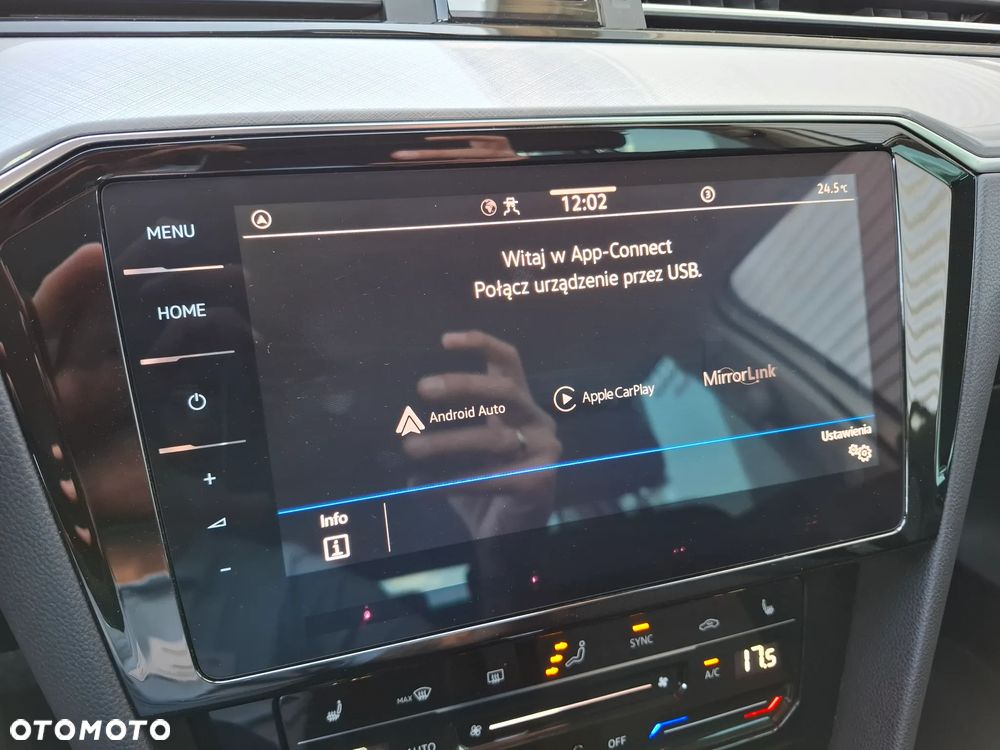 Volkswagen Passat Variant 2.0 TDI SCR DSG Business - 20