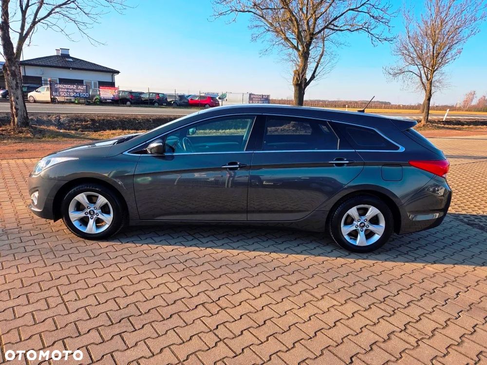 Hyundai i40 Kombi blue 1.7 CRDi Style - 16