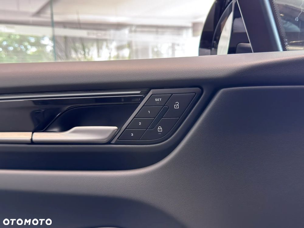 Porsche Macan 4 100kWh - 22