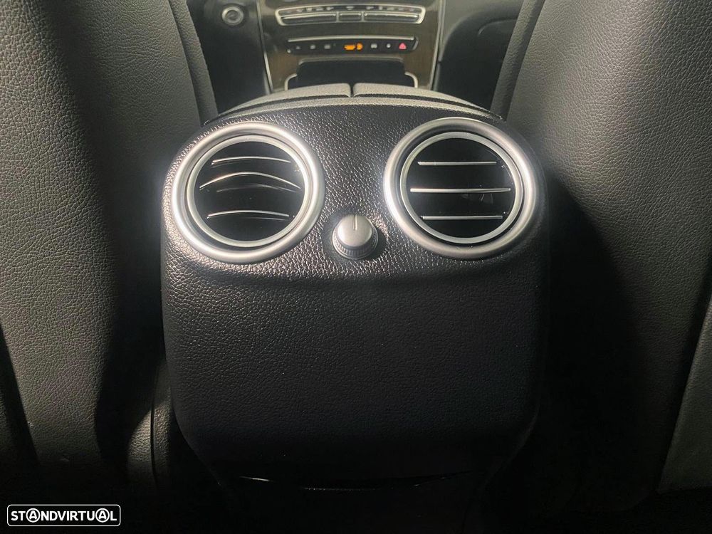 Mercedes-Benz GLC 300 e 4Matic - 15