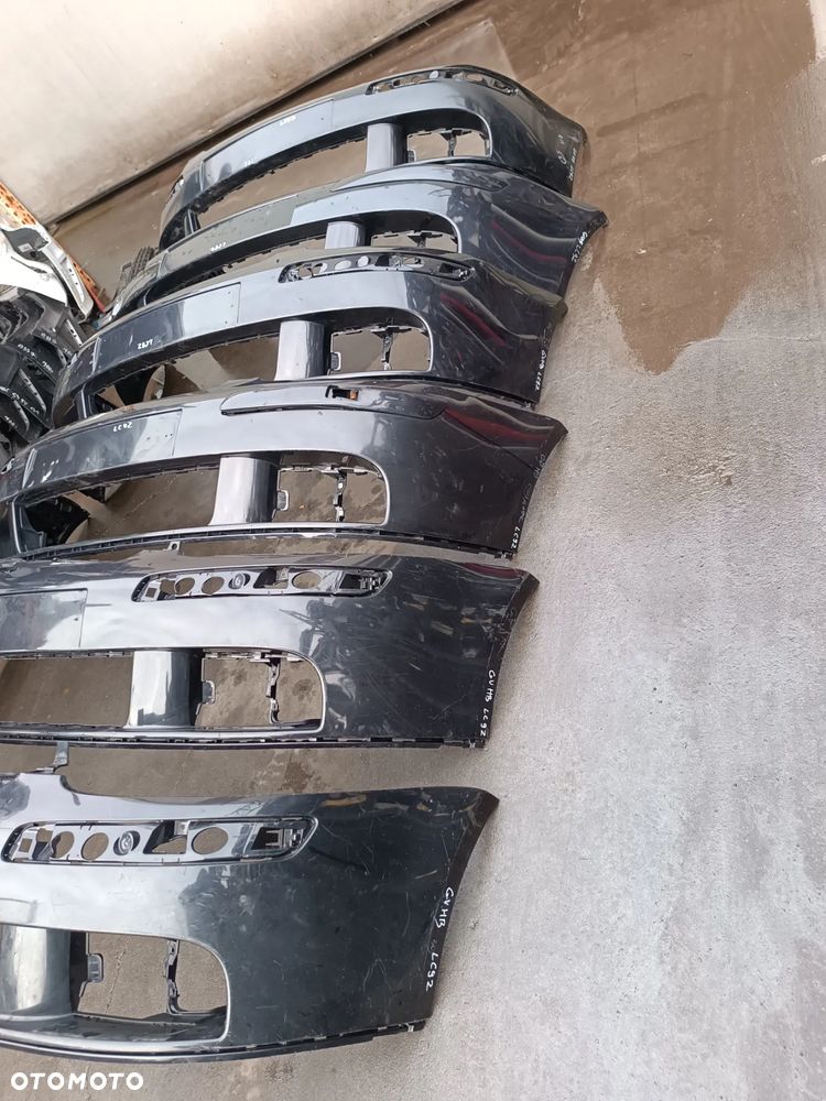 VW golf 5 V zderzak przedni HB LC9Z - 3