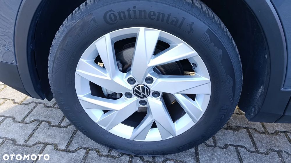 Volkswagen Tiguan - 9