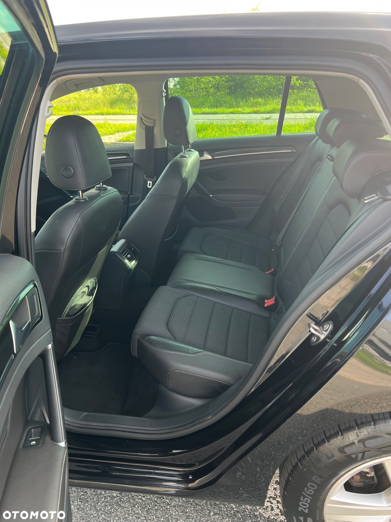 Volkswagen Golf VII 1.4 TSI BMT Highline DSG - 5