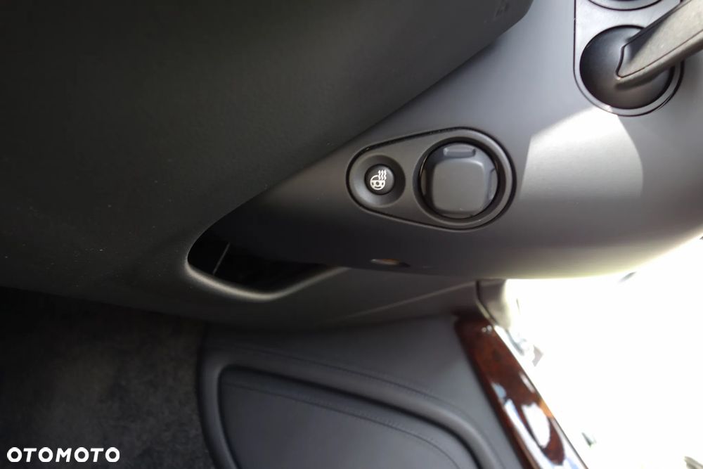 Audi A8 L 60 TFSI quattro tiptronic - 30
