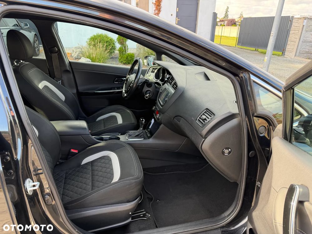 Kia Ceed 1.6 CRDi 136 DCT ISG GT Line - 17