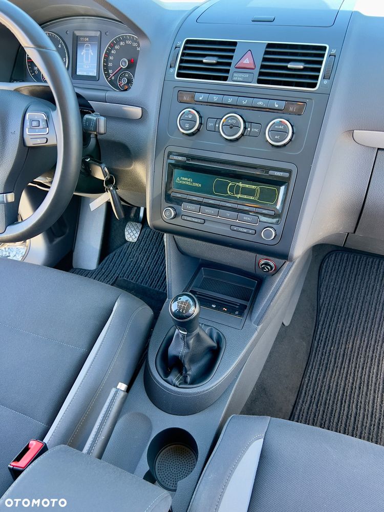 Volkswagen Touran 2.0 TDI DPF Life - 17