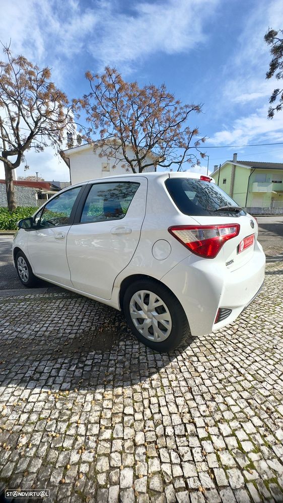 Toyota Yaris 1.0 VVT-i Y20 Club - 2