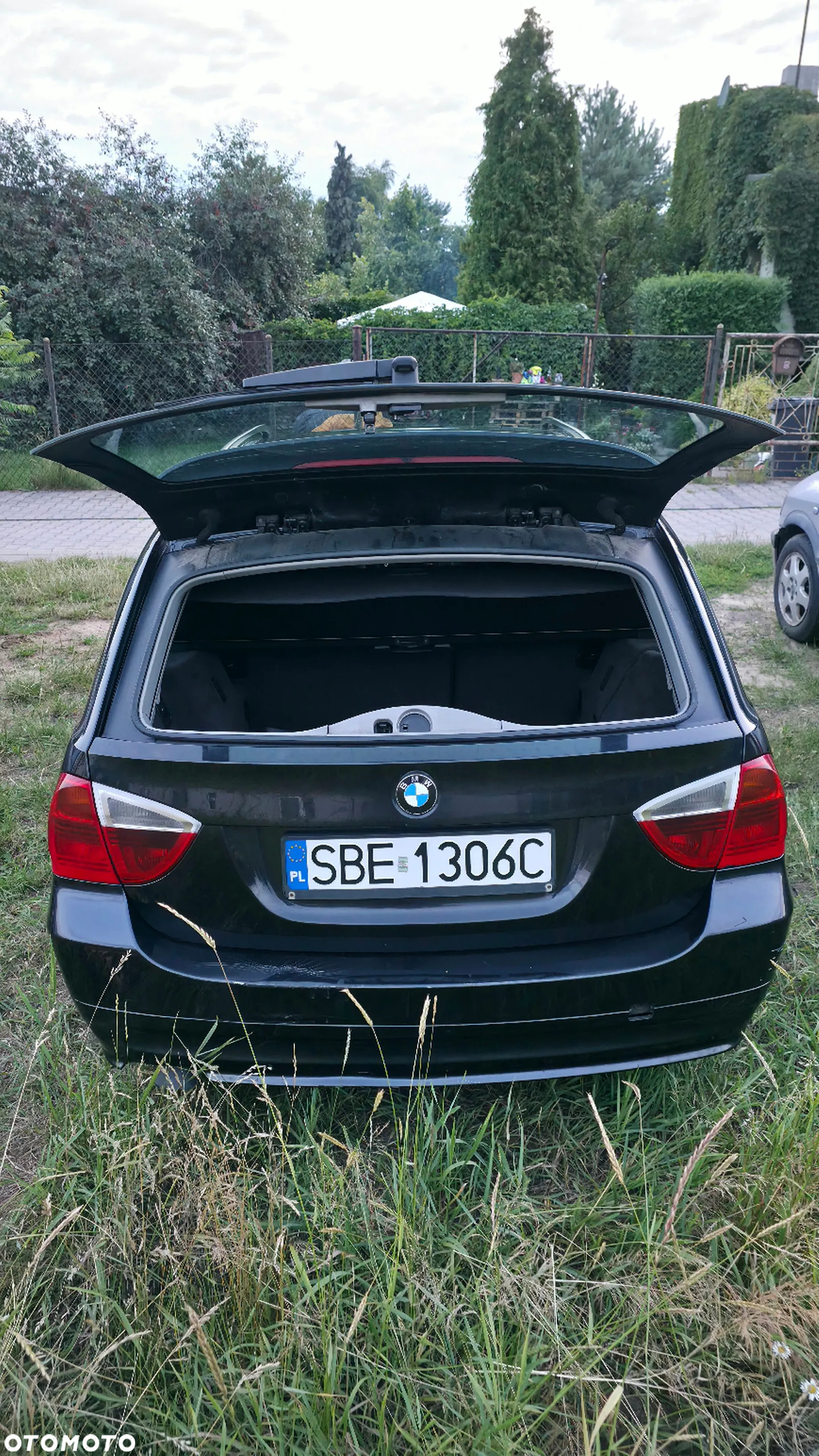BMW Seria 3 318d - 12