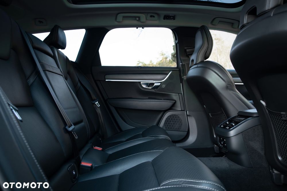 Volvo V90 Cross Country D5 AWD Pro - 18