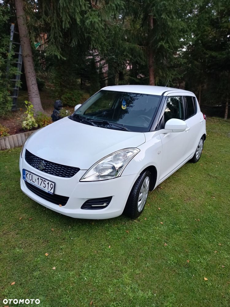 Suzuki Swift - 4