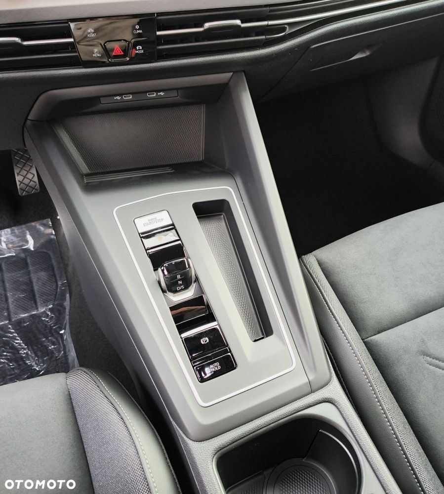 Volkswagen Golf - 16