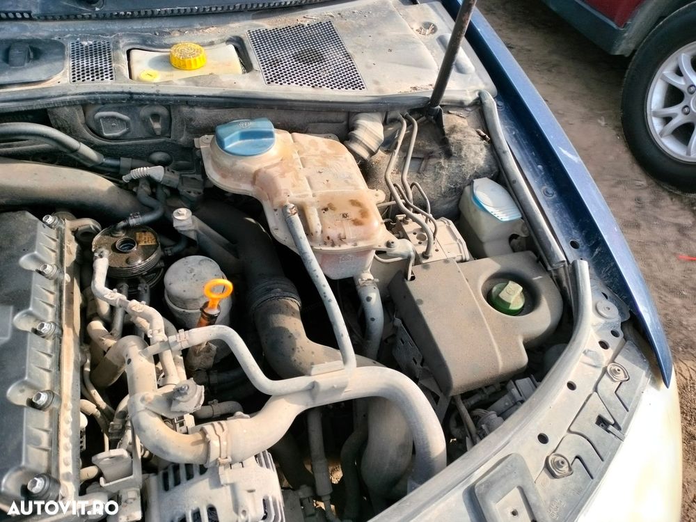 Dezmembrari  VW PASSAT B5, B5.5  1996  > 2005 1.9 TDI Motorina - 4