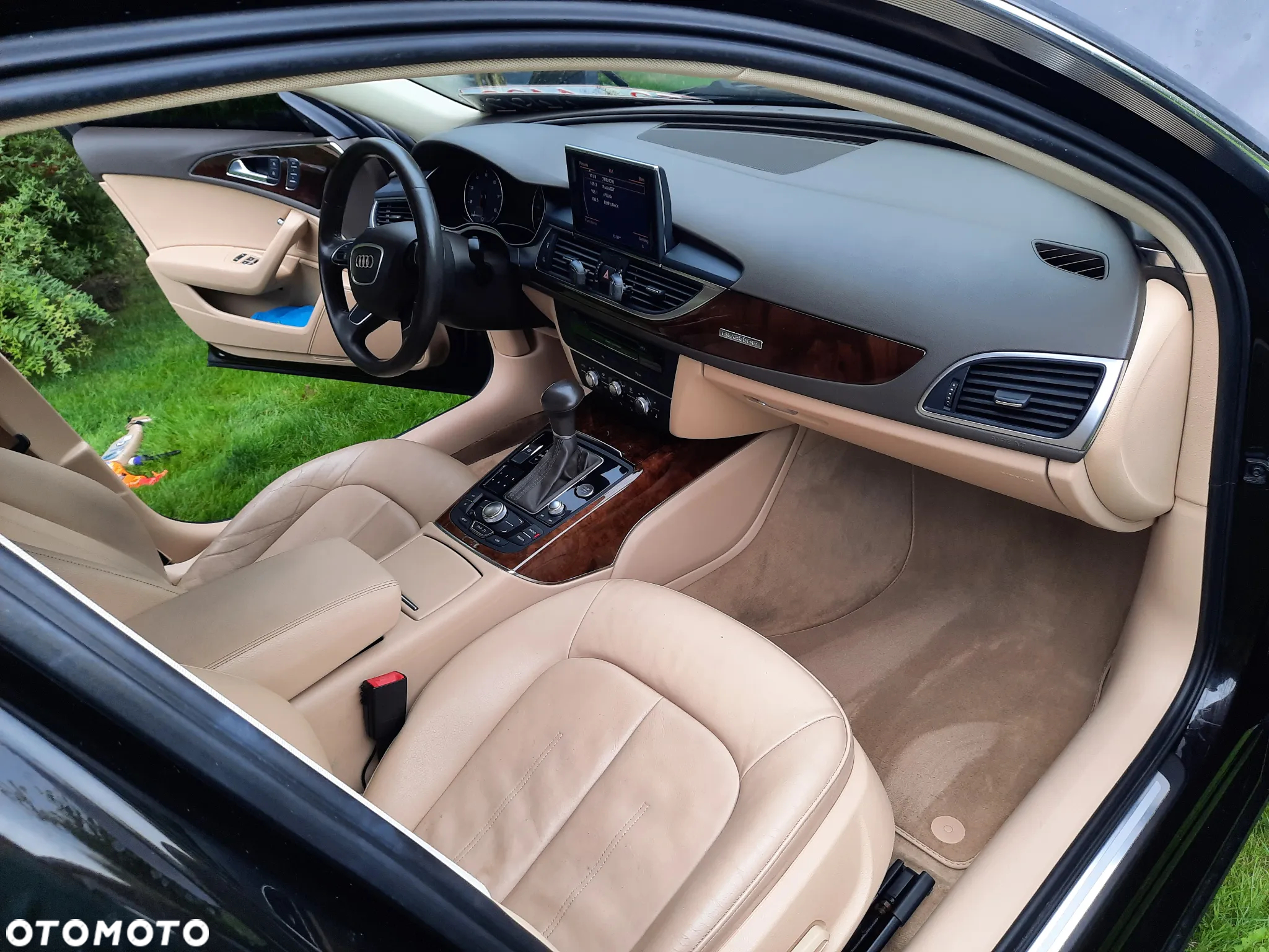 Audi A6 - 8