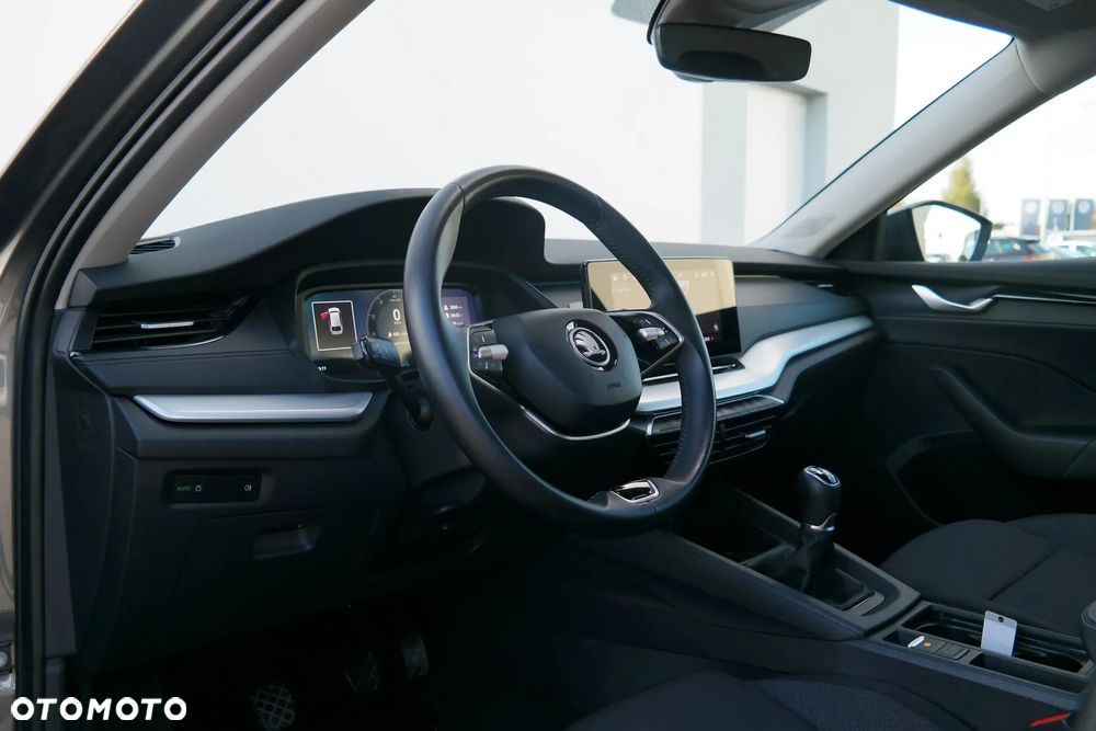 Skoda Octavia 1.5 TSI Essence - 8