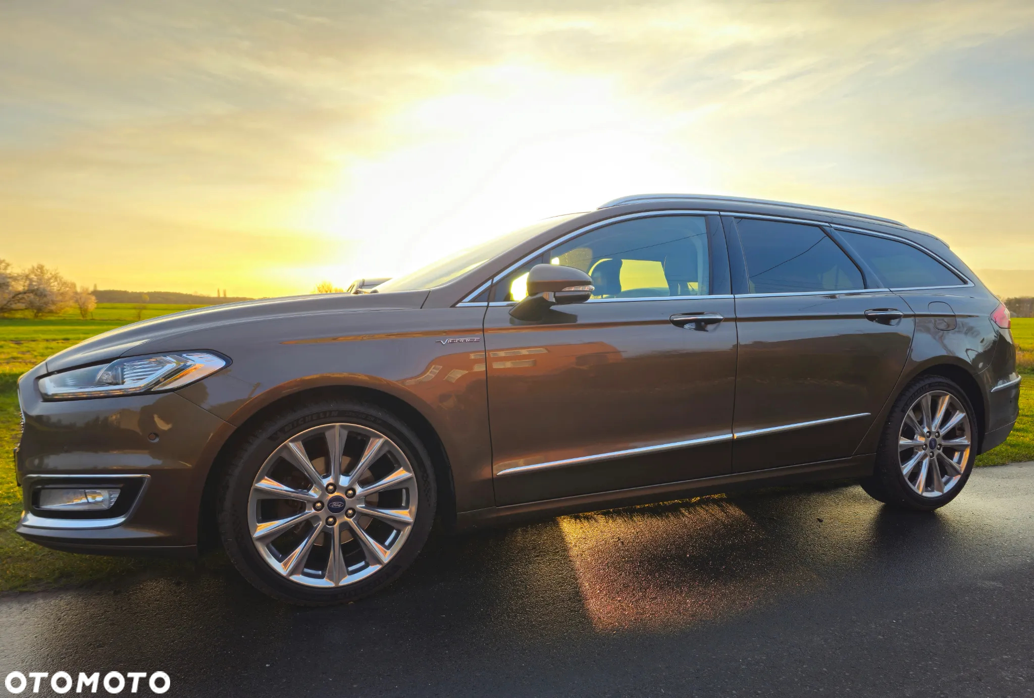 Ford Mondeo 2.0 TDCi Bi-Turbo PowerShift-Aut Vignale - 2