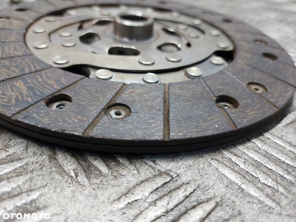 KOŁO DWUMASOWE + TARCZA + DOCISK + ŁOŻYSKO OPOROWE SKODA OCTAVIA I - 9