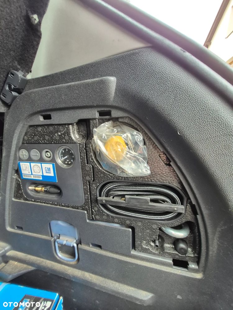 Opel Corsa 1.0 12V - 6