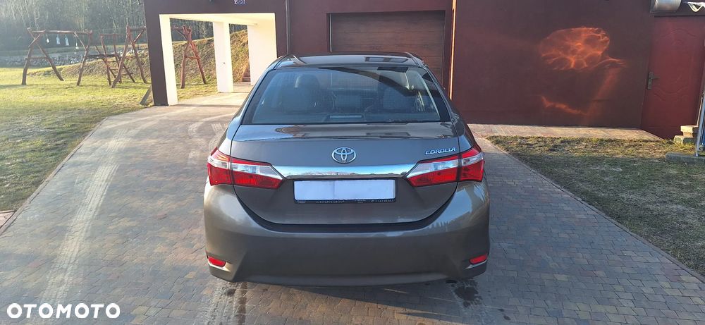 Toyota Corolla 1.6 Active - 5