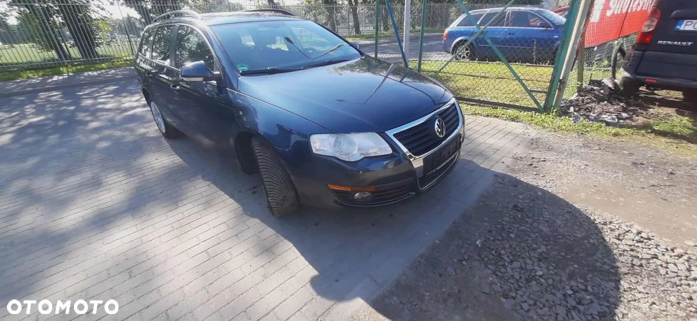 Volkswagen Passat 1.6 TDI Comfortline - 6