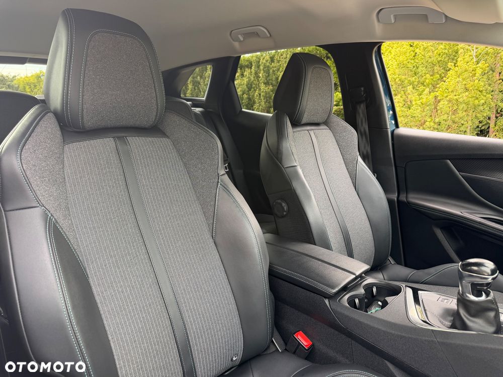 Peugeot 3008 BlueHDi 130 Stop & Start Allure - 31