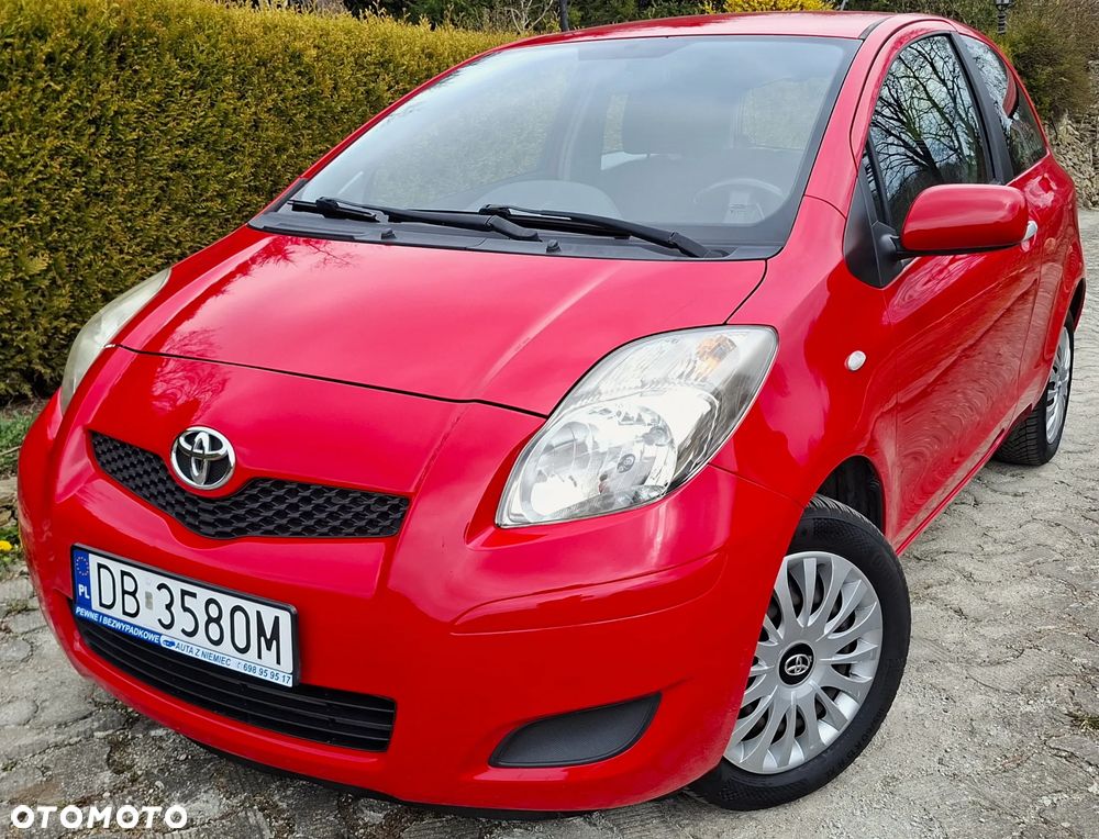 Toyota Yaris 1.0 VVT-i Sol - 2