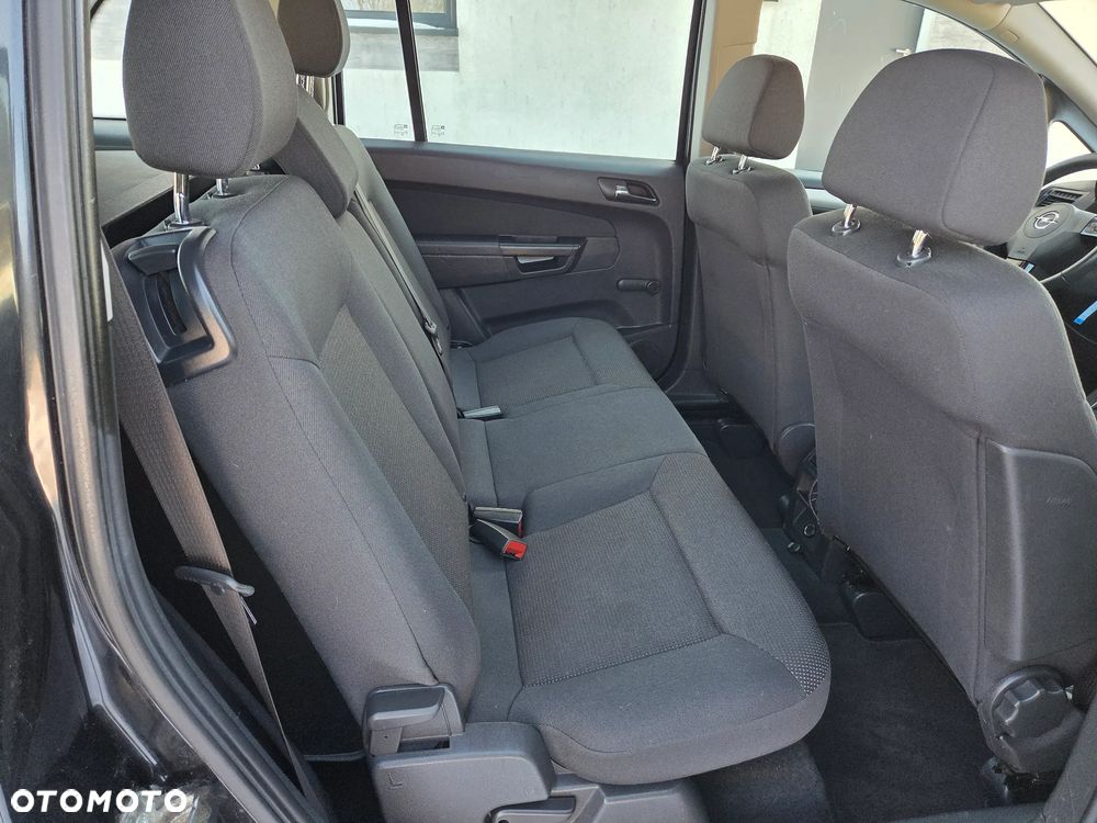 Opel Zafira 1.8 Family - 8