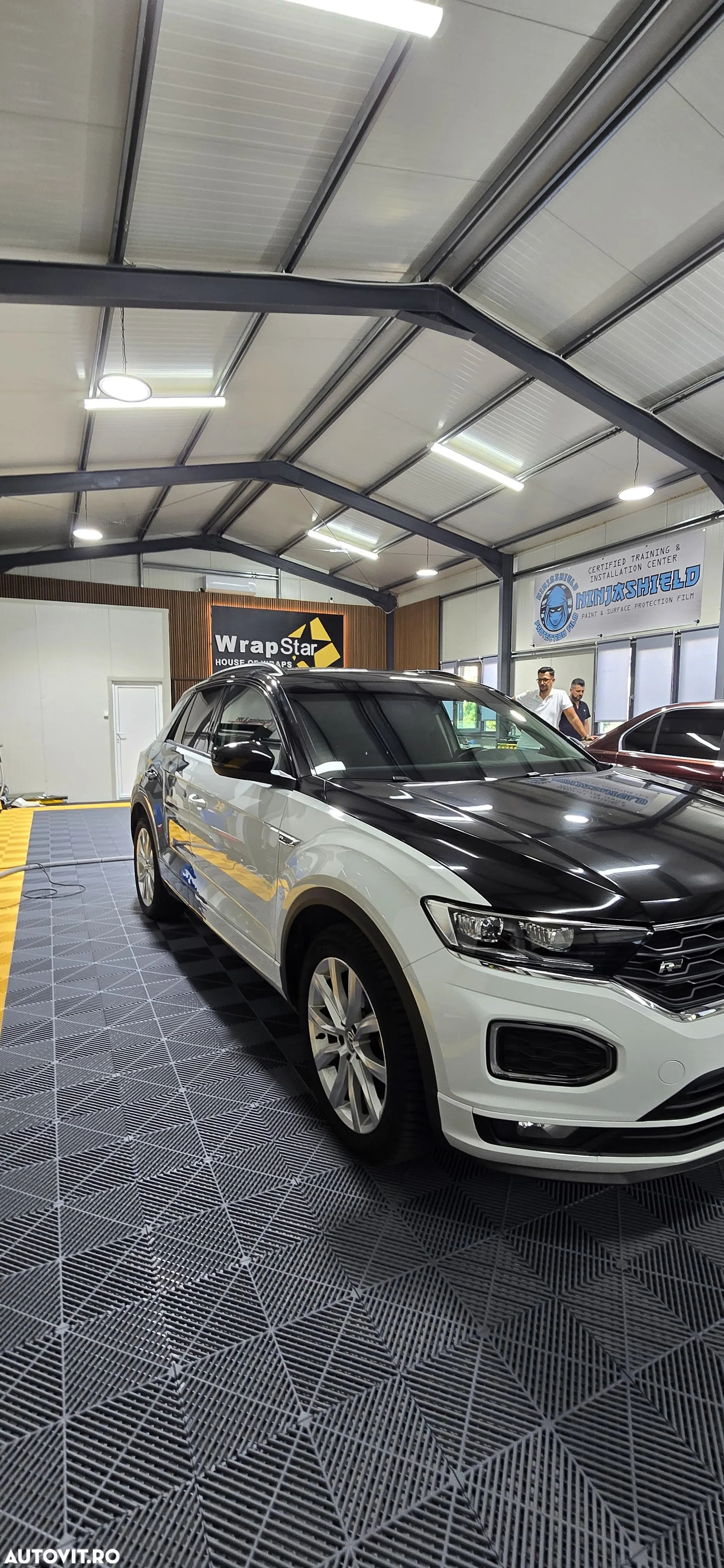 Volkswagen T-ROC - 4