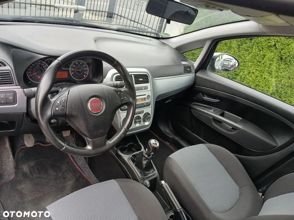 Fiat Punto - 25
