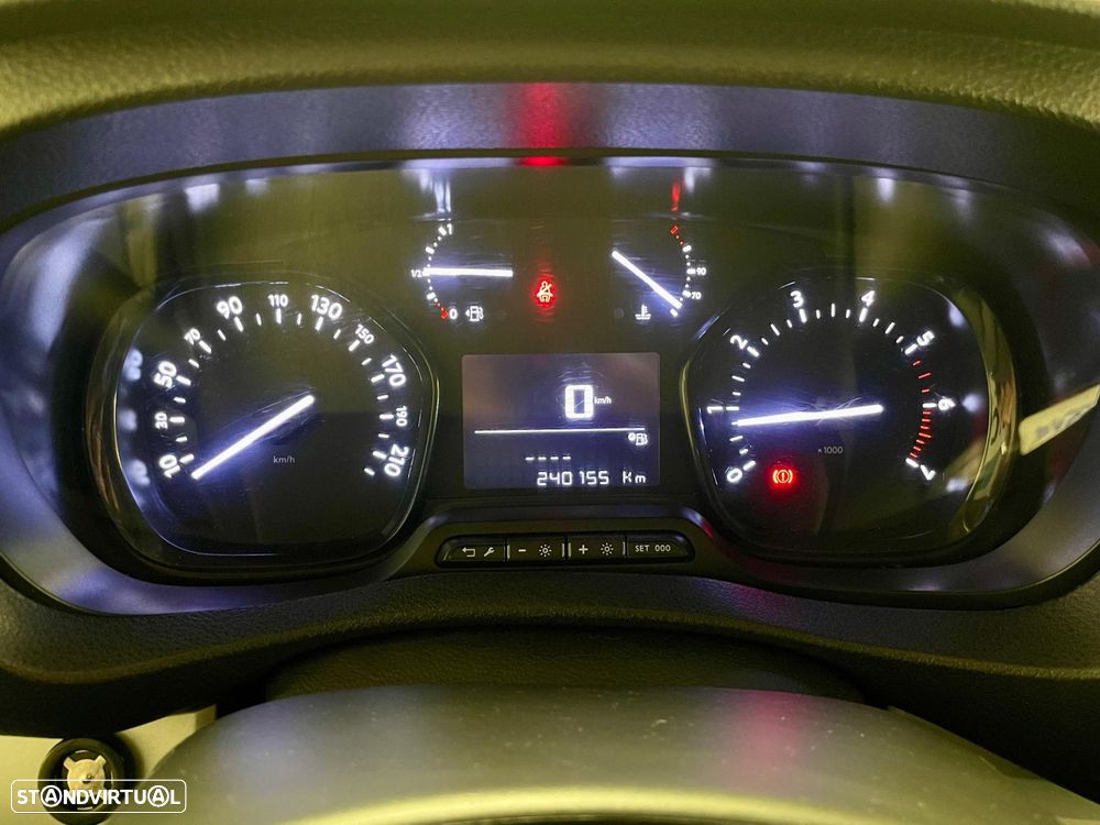 Toyota Proace Verso 1.5 D-4D L2 1.2T Comfort 9L - 28