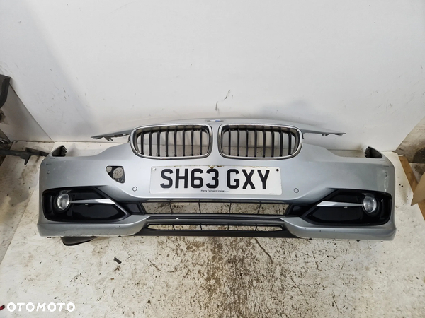 BMW3 F30 sport zderzak przedni PDC spryskiwacze.