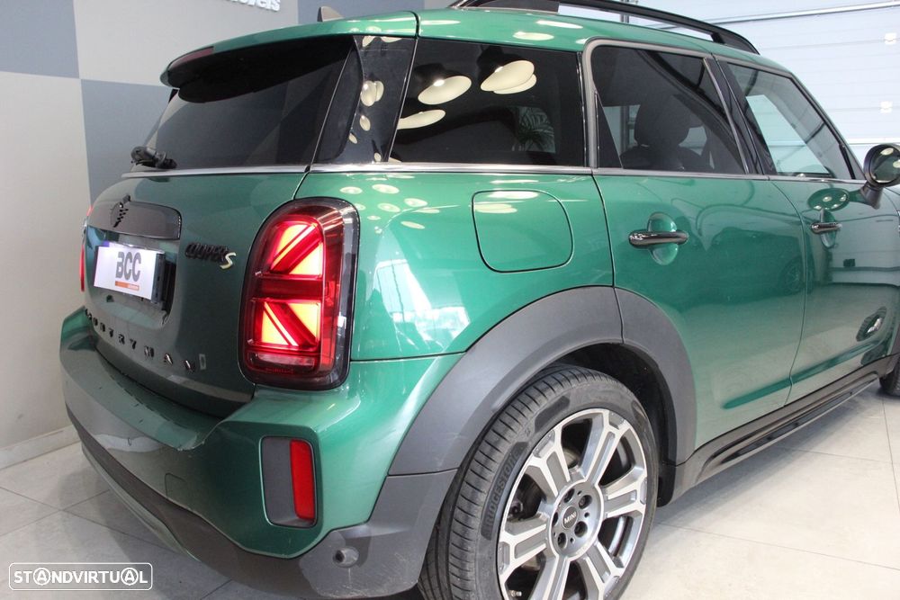 MINI Countryman Cooper SE ALL4 Yours Auto - 2