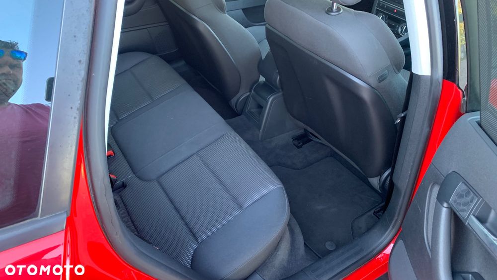 Audi A3 Sportback 1.6 TDI DPF S line Sportpaket - 8