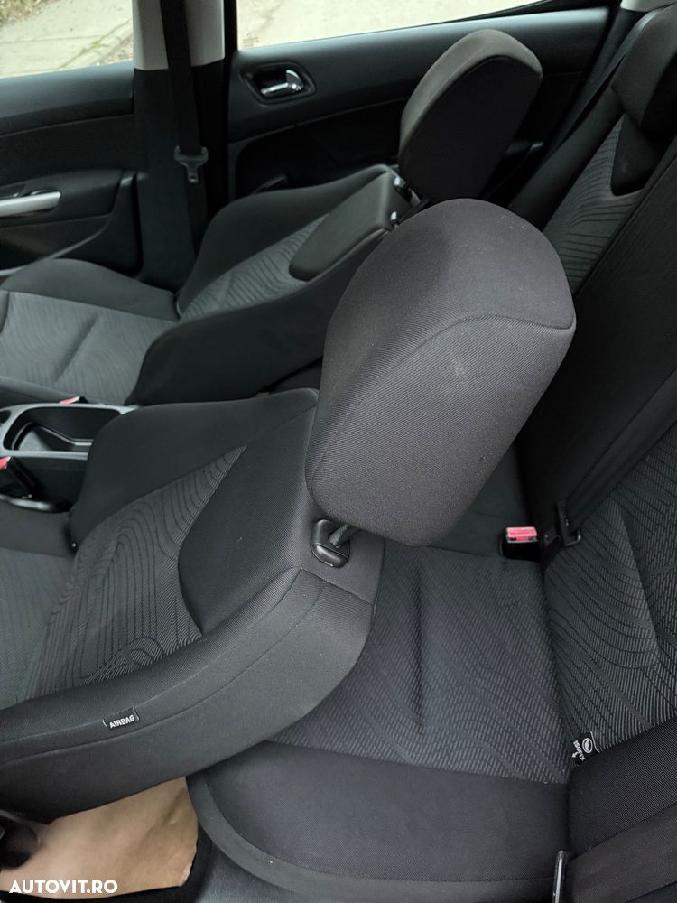 Peugeot 308 e-HDi FAP 115 Stop&Start Style - 11