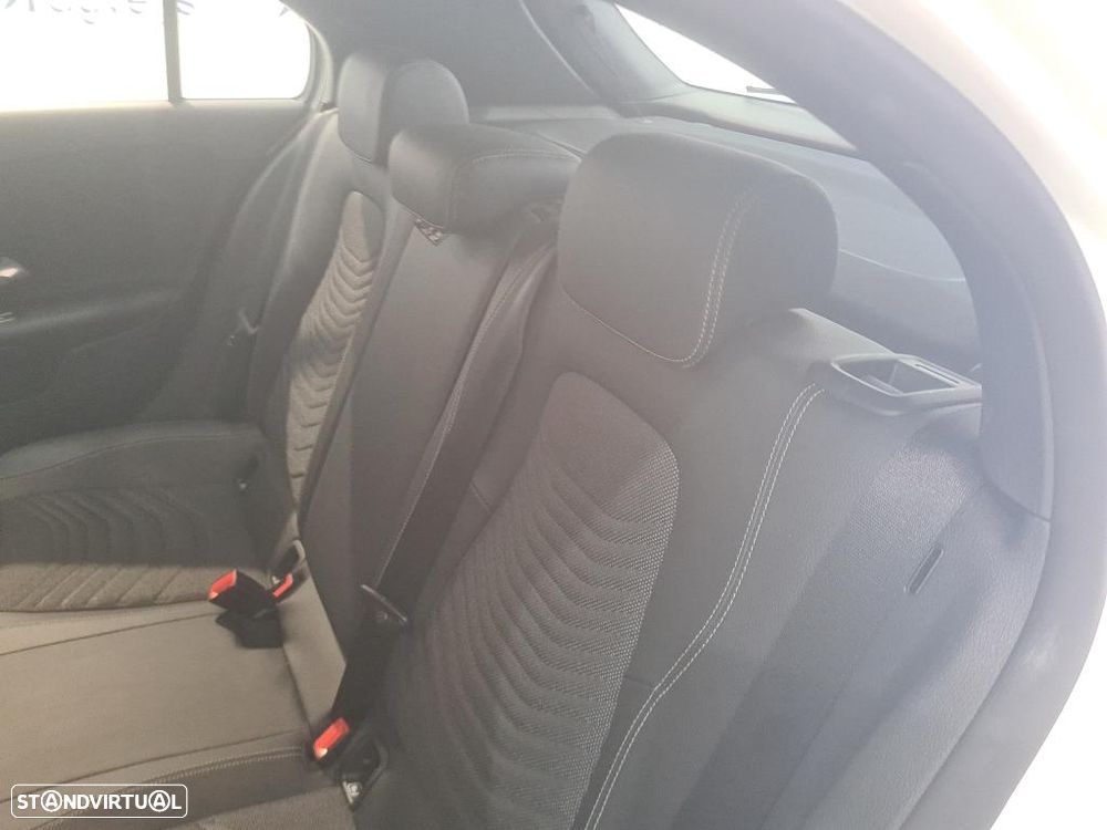 Mercedes-Benz A 250 e Style Plus - 10