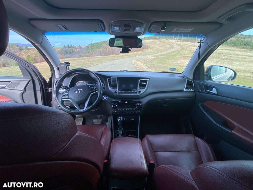 Hyundai Tucson 2.0 CRDI 4WD Automatik Style - 13