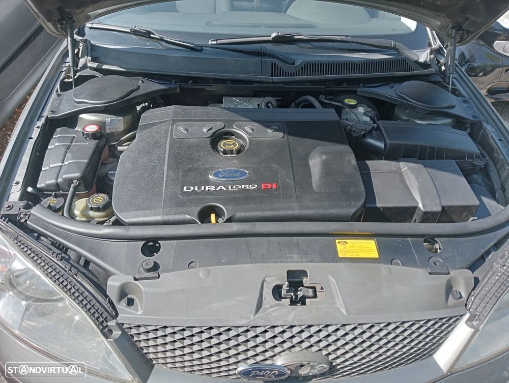 Ford Mondeo SW 2.0 TDdi Trend - 23