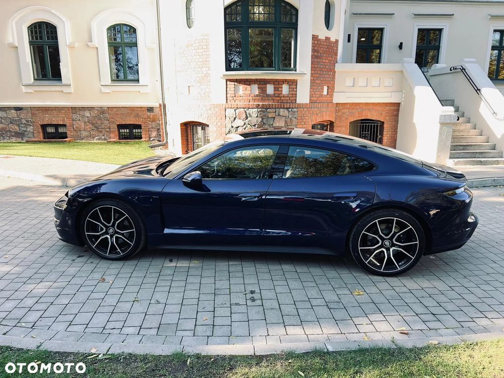 Porsche Taycan 89kWh - 15