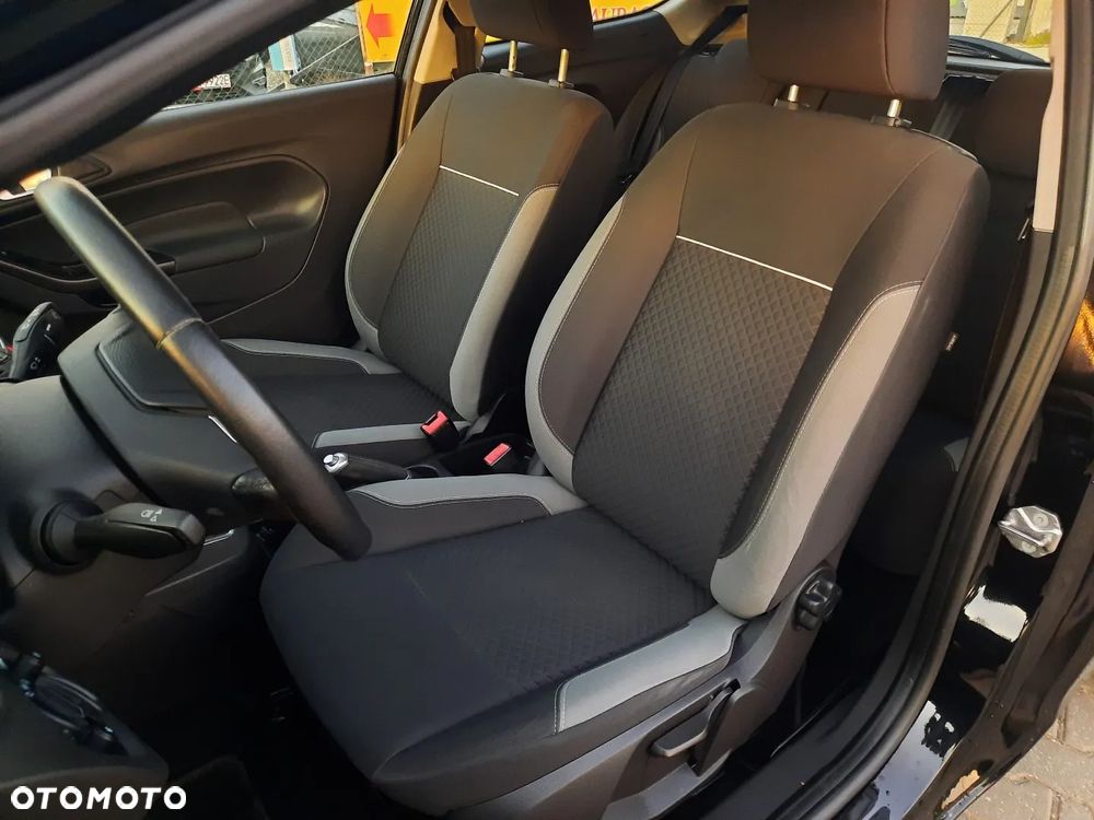 Ford Fiesta 1.25 Titanium EU6 - 16