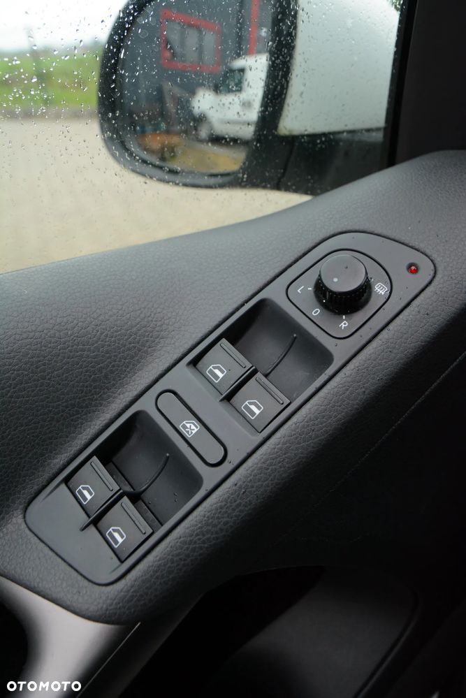 Volkswagen Tiguan - 20