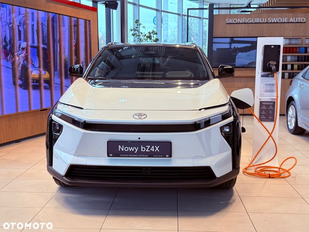 Toyota bZ4X - 4